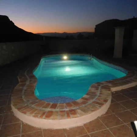 Private With Private Pool In The Mountains 20 Mins From Beach Villa *